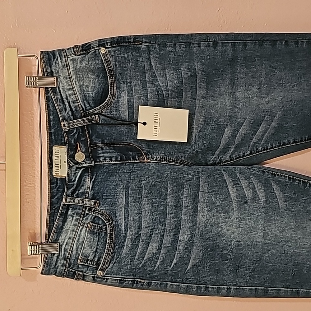 NWT Blank Page Boyfriend Cut Jeans